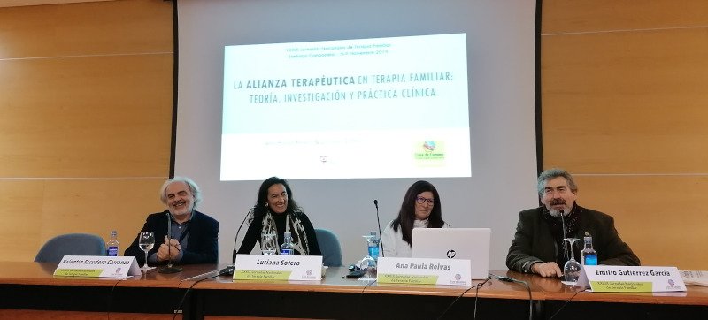 “La Alianza Terapéutica en Terapia Familiar” por Ana Paula Relvas, Luciana Sotero y Valentín Escudero.